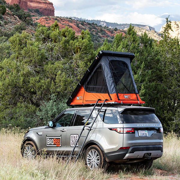 RUGGED™ Clamshell Rooftop Tent