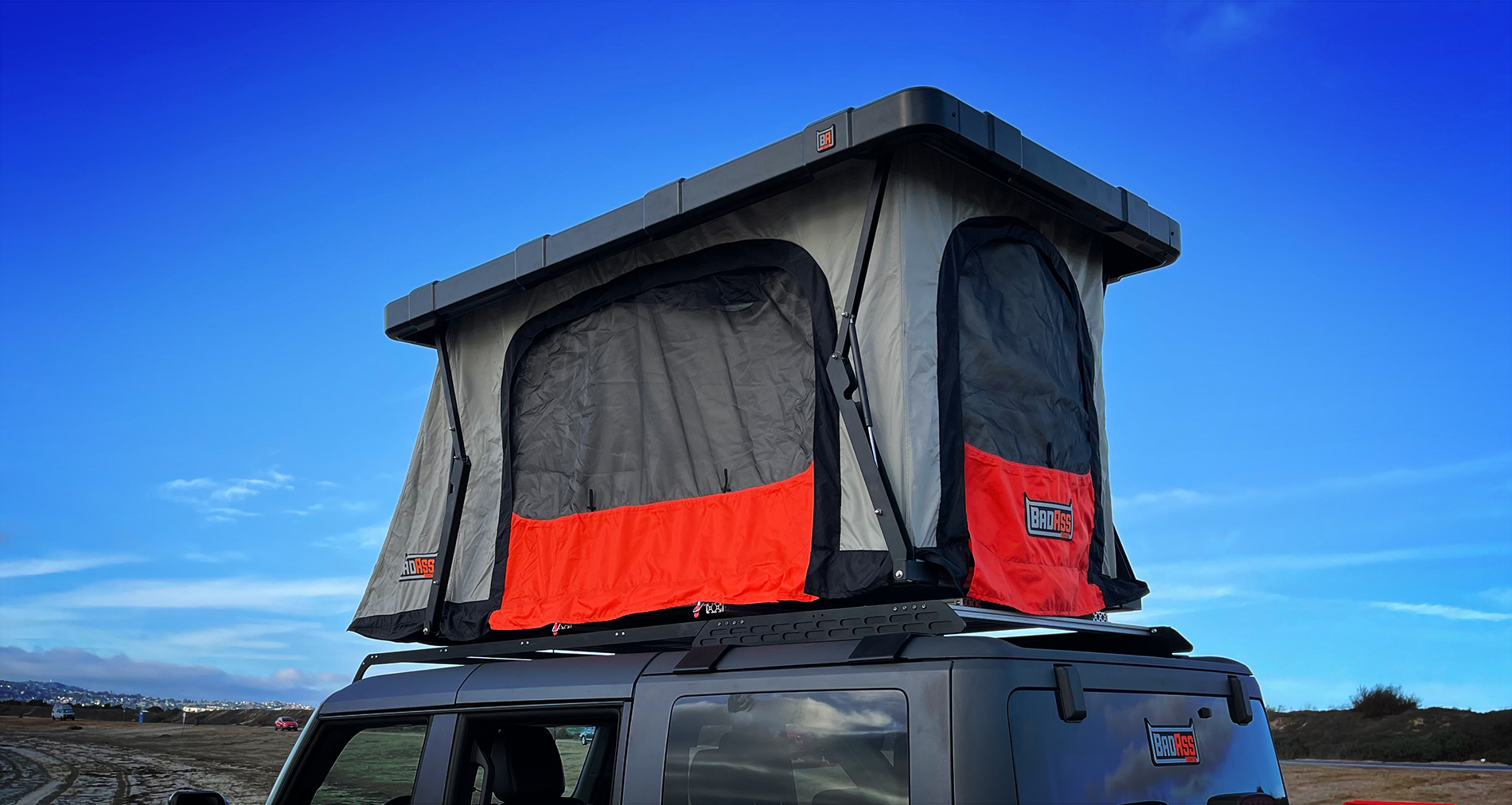 bronco at beach with badass tents RECON roof top tent-5